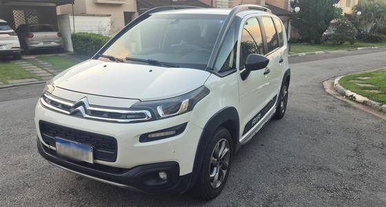 CITROËN AIRCROSS 1.6 FEEL 16V FLEX 4P AUTOMÁTICO